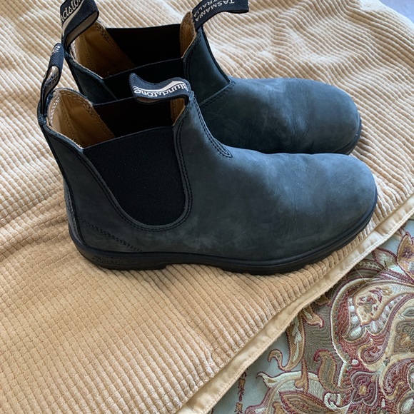 Blundstone Chelsea Boots Gray/Blue Leather Slip-On Ankle Boots - Like New - Picture 2 of 9